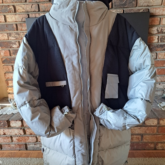 XL Men's 1992 Fubu Collection Winter Jacket - Picture 7 of 9